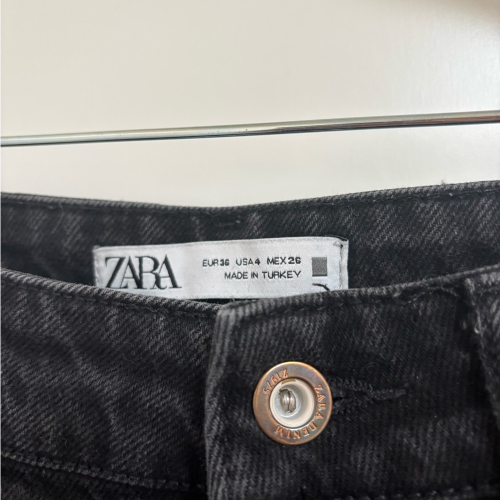 Zara Black Straight Leg Jeans High-Rise Classic - Picture 3 of 5